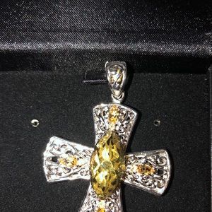 Cross pendant